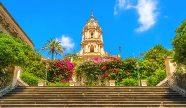 Una Sicilia che parla, risponde e ti accompagna: SiciliaMagica.com lancia la prima guida turistica AI‑powered dell’isola